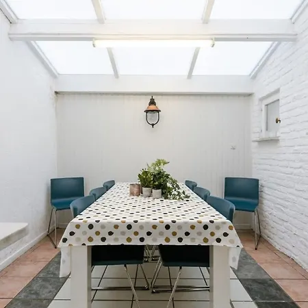 Huswell - Lapon - Spacious & Stylish Vacation Retreat * Ostend