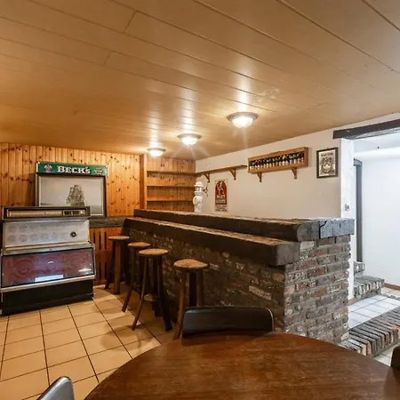Huswell - Lapon - Spacious & Stylish Vacation Retreat بيت للعطل *