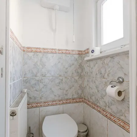 Huswell - Lapon - Spacious & Stylish Vacation Retreat بيت للعطل