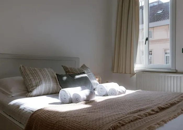 Huswell - Lapon - Spacious & Stylish Vacation Retreat Semesterbostad *