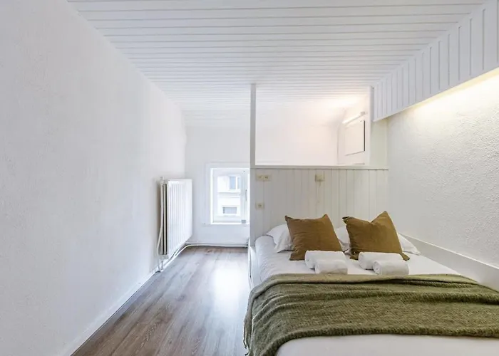 Huswell - Lapon - Spacious & Stylish Vacation Retreat Semesterbostad *